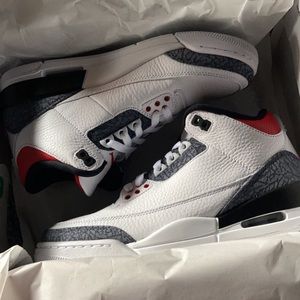 Jordan Retro 3 SE Fire Red/Denim